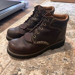 Ariat women’s work boots